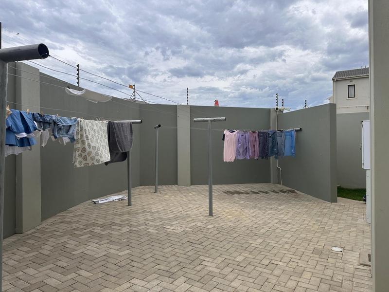 2 Bedroom Property for Sale in Rivergate Western Cape